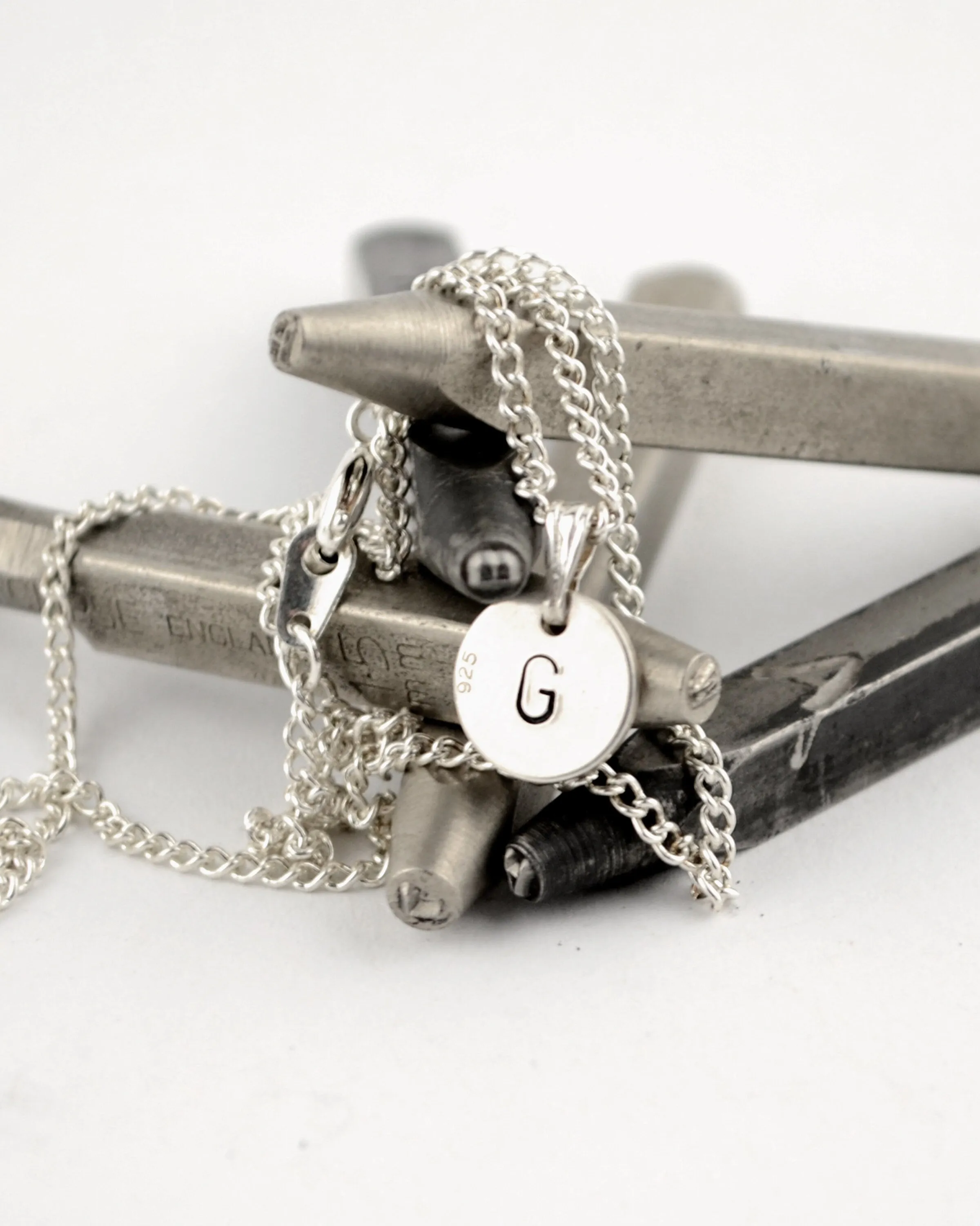 Silver Initial Necklace// custom monogram necklace, simple name pendant, personalised jewellery